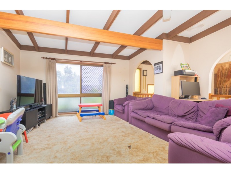 70 School Road, Kallangur QLD 4503