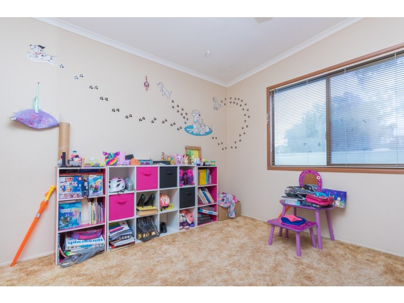 70 School Road, Kallangur QLD 4503