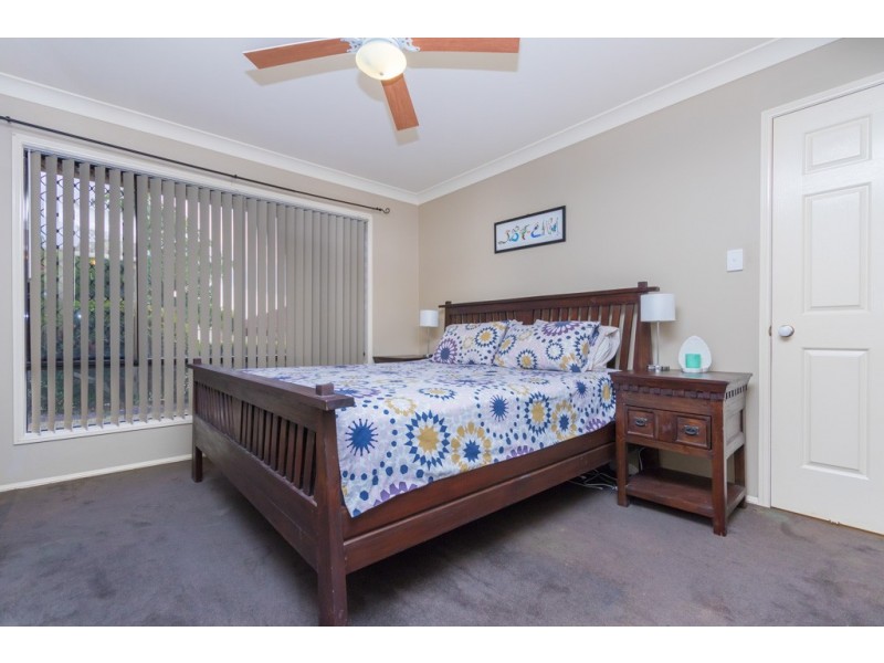 12 Crawford Street, North Lakes QLD 4509