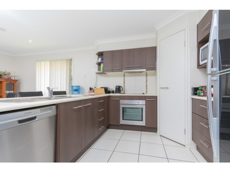 10 Bishop Court, Lawnton QLD 4501