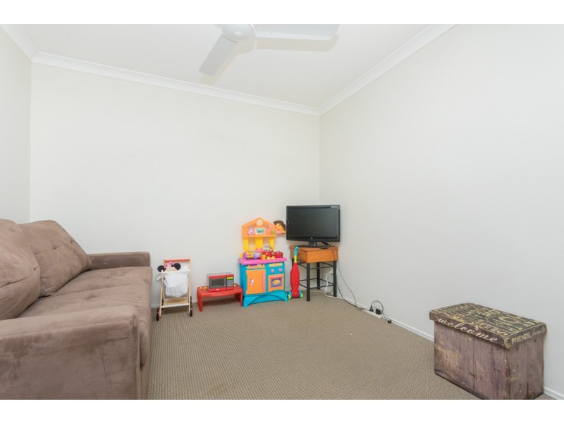 10 Bishop Court, Lawnton QLD 4501