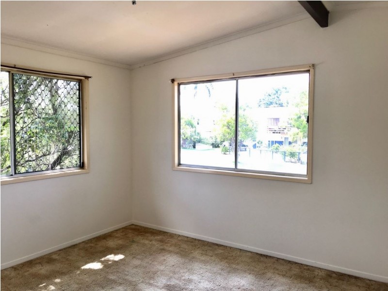 33 Dundee Drive, Morayfield QLD 4506