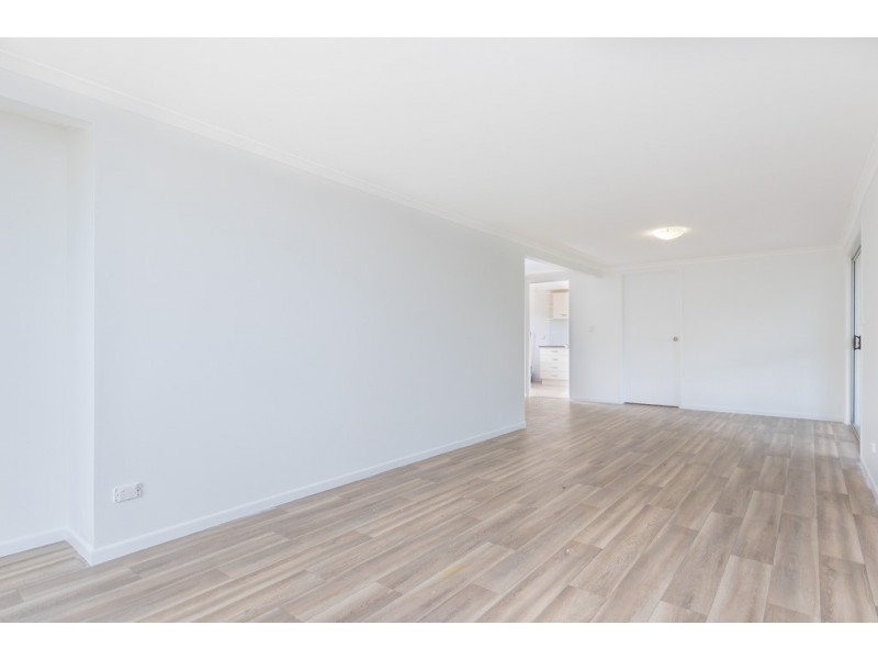 4 Jasmine Street, Strathpine QLD 4500