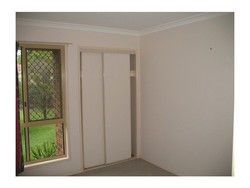 2 Blue Mountain Crescent, Warner QLD 4500