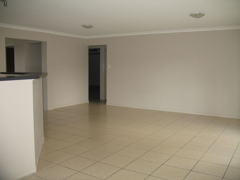 10 Catani Court, Warner QLD 4500