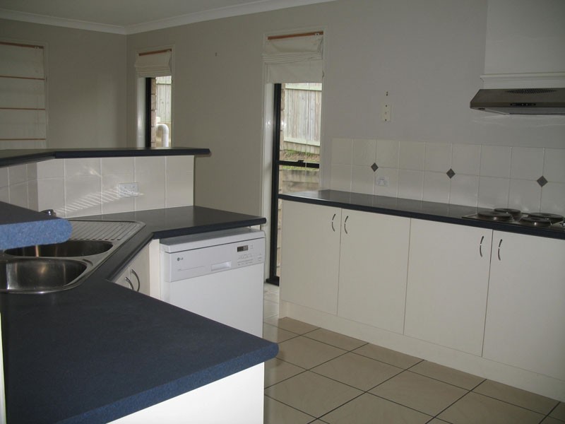 10 Catani Court, Warner QLD 4500