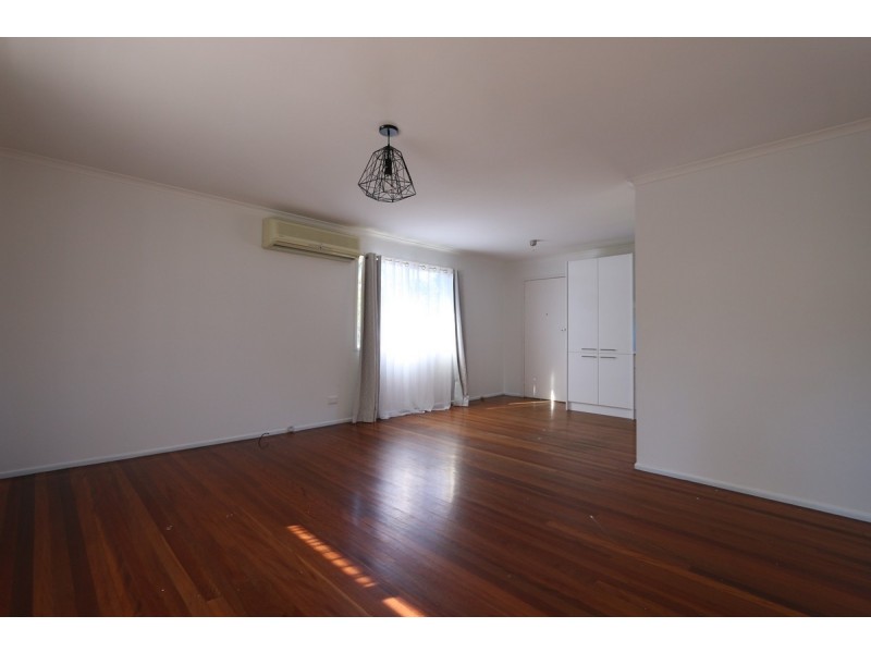 2 Warrimoo Drive, Petrie QLD 4502