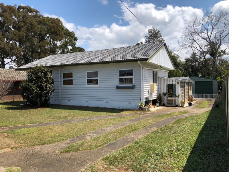 157 School Rd, Kallangur QLD 4503