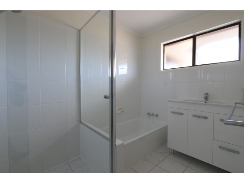 17 Flynn Lane, Strathpine QLD 4500