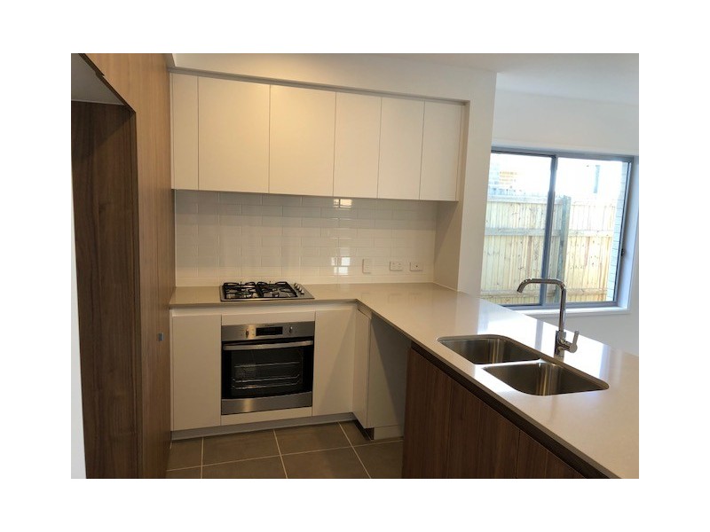 35 Meadows Boulevard, Strathpine QLD 4500