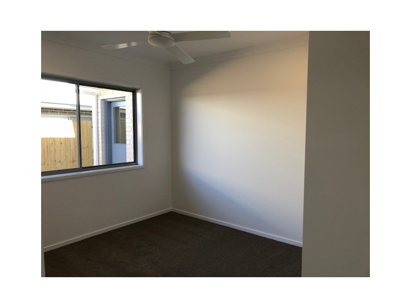 35 Meadows Boulevard, Strathpine QLD 4500