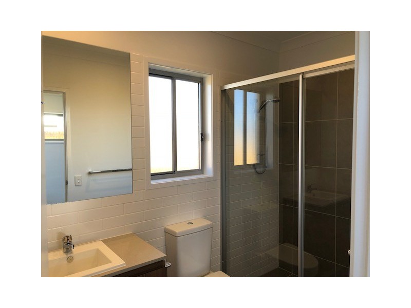 35 Meadows Boulevard, Strathpine QLD 4500