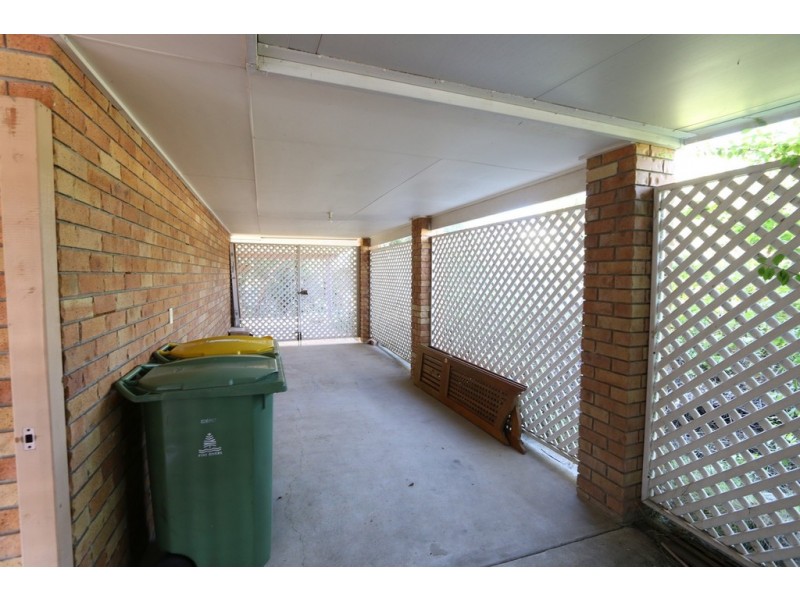 8 Augustins Crescent, Petrie QLD 4502