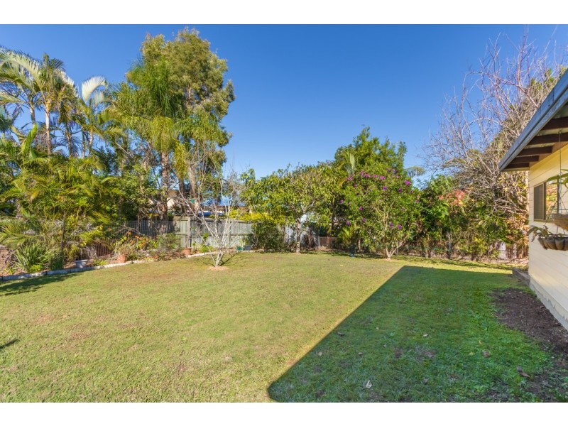 16 Peter Street, Strathpine QLD 4500