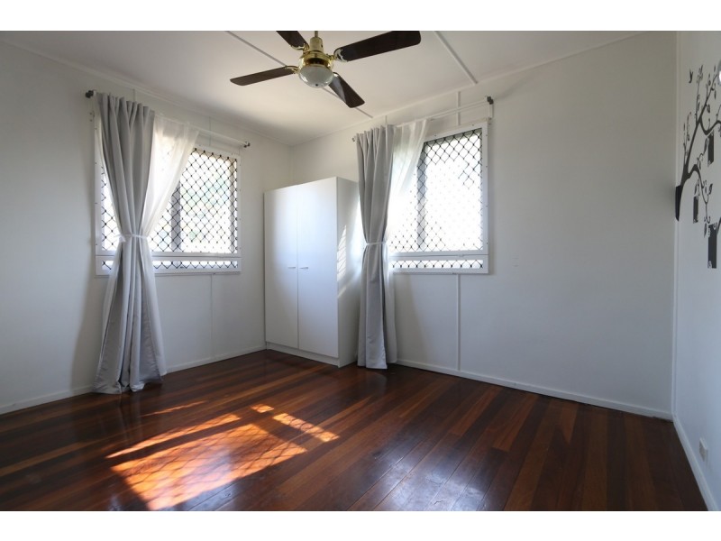 41 Spitfire Avenue, Strathpine QLD 4500