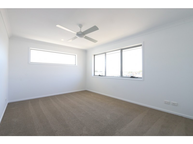 22 Meadows Boulevard, Strathpine QLD 4500