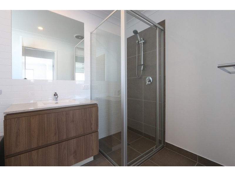 22 Meadows Boulevard, Strathpine QLD 4500