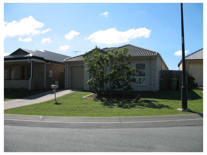 15 Silkyoak Court, North Lakes QLD 4509