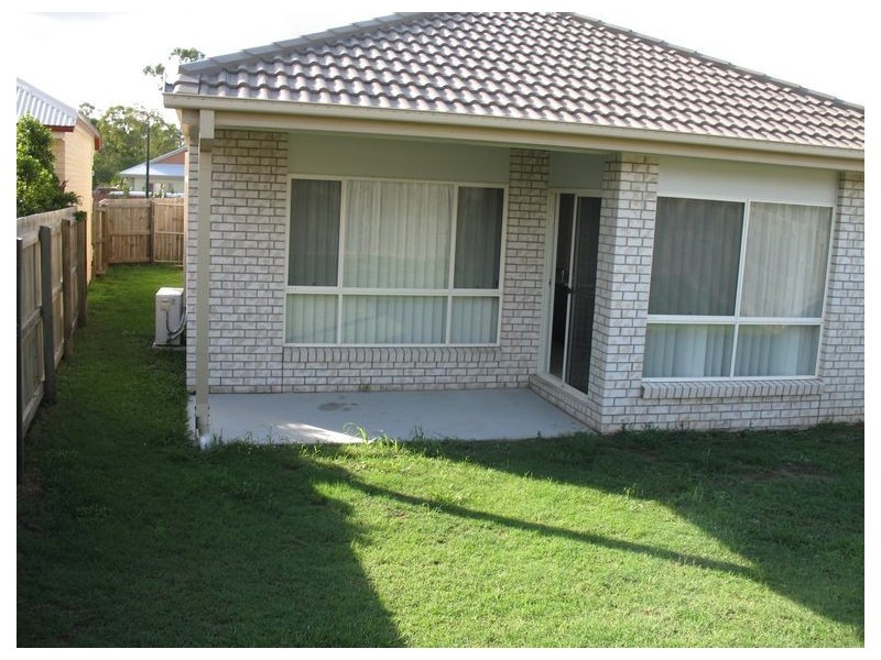 15 Silkyoak Court, North Lakes QLD 4509
