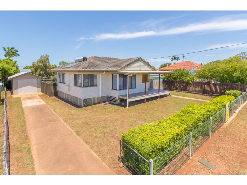 4 Cotton St, Lawnton QLD 4501