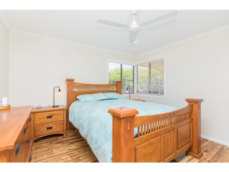 4 Cotton St, Lawnton QLD 4501