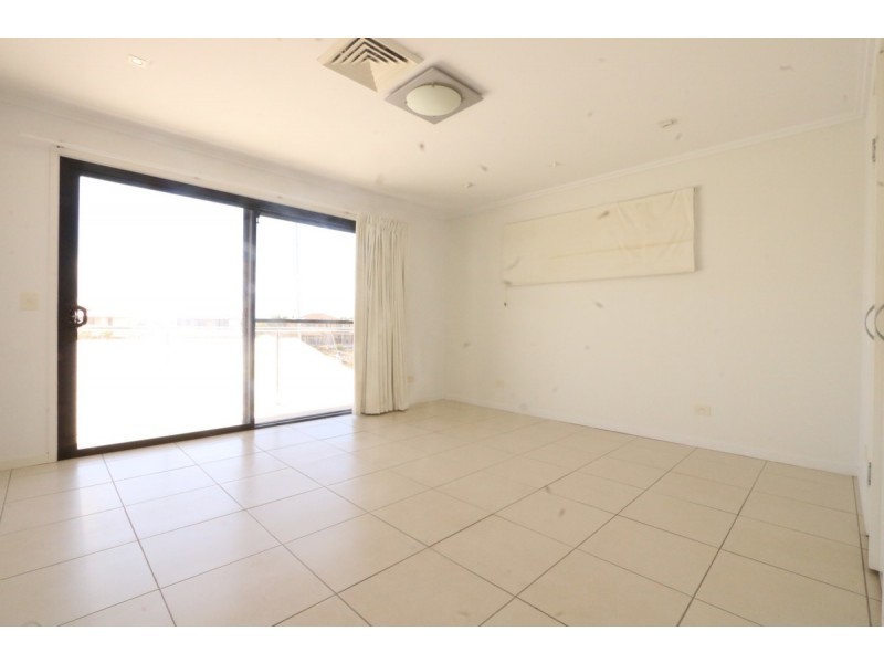 22 Wildfire Court, Newport QLD 4020