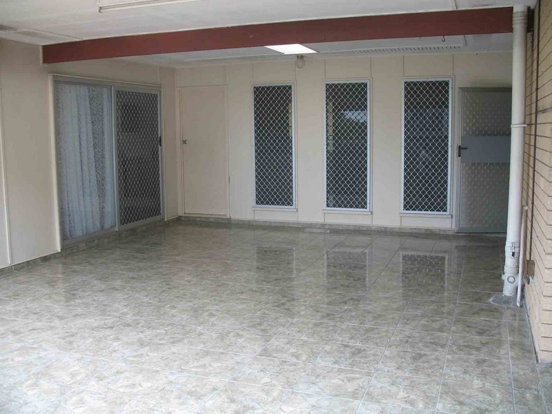 50 Shakespeare Parade, Strathpine QLD 4500