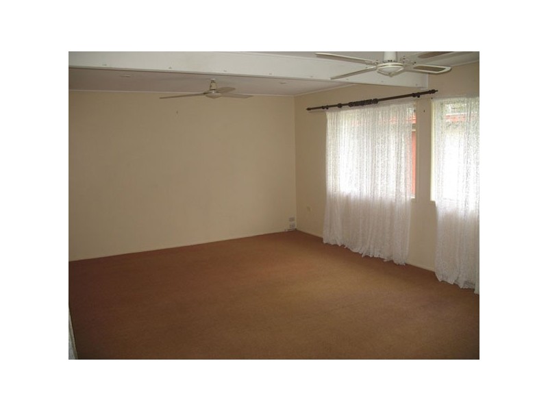 50 Shakespeare Parade, Strathpine QLD 4500