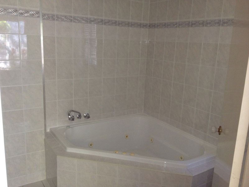 15 Civetta Court, Dakabin QLD 4503