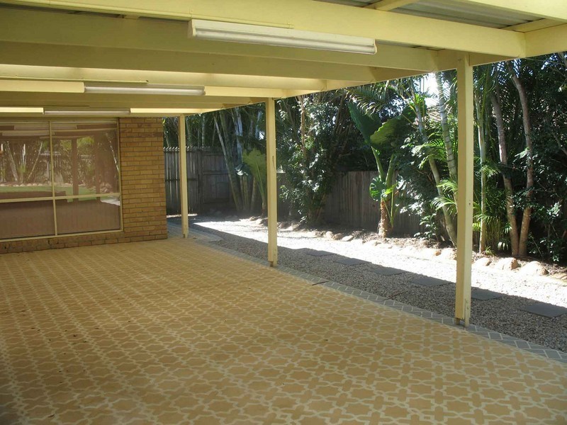 15 Civetta Court, Dakabin QLD 4503