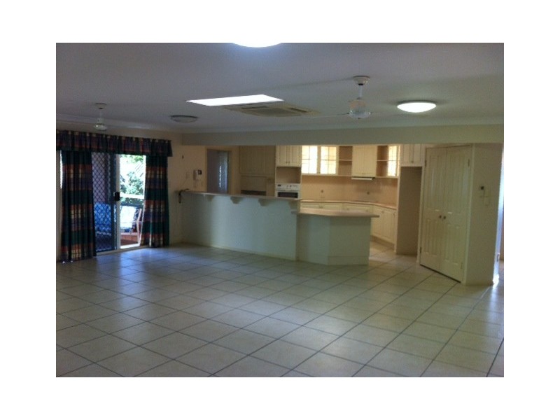 24 Cheltenham Street, Strathpine QLD 4500