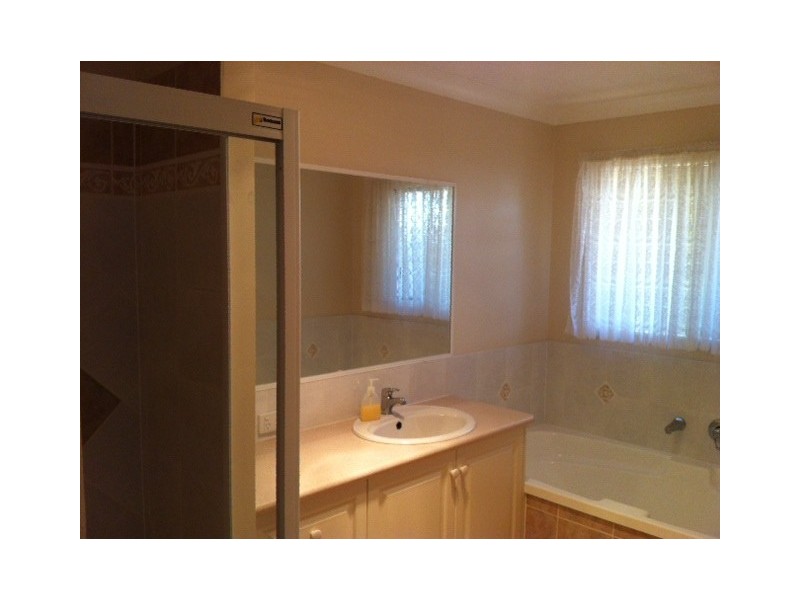 24 Cheltenham Street, Strathpine QLD 4500