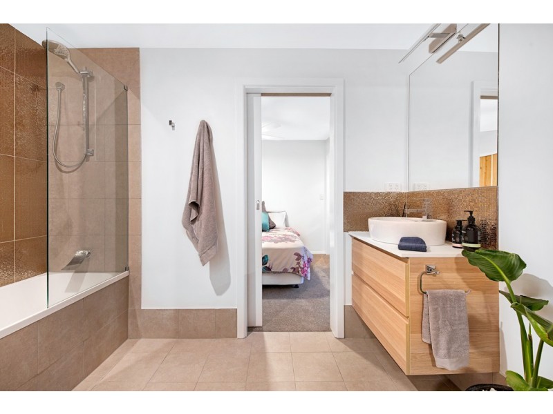 121 Bray Road, Lawnton QLD 4501