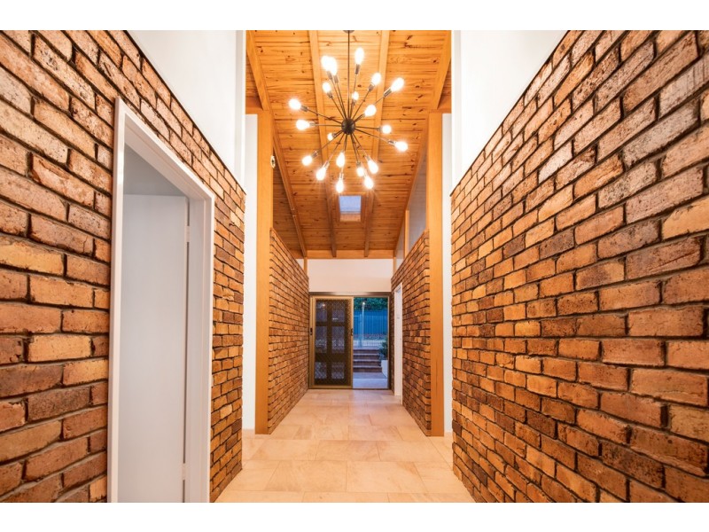 121 Bray Road, Lawnton QLD 4501