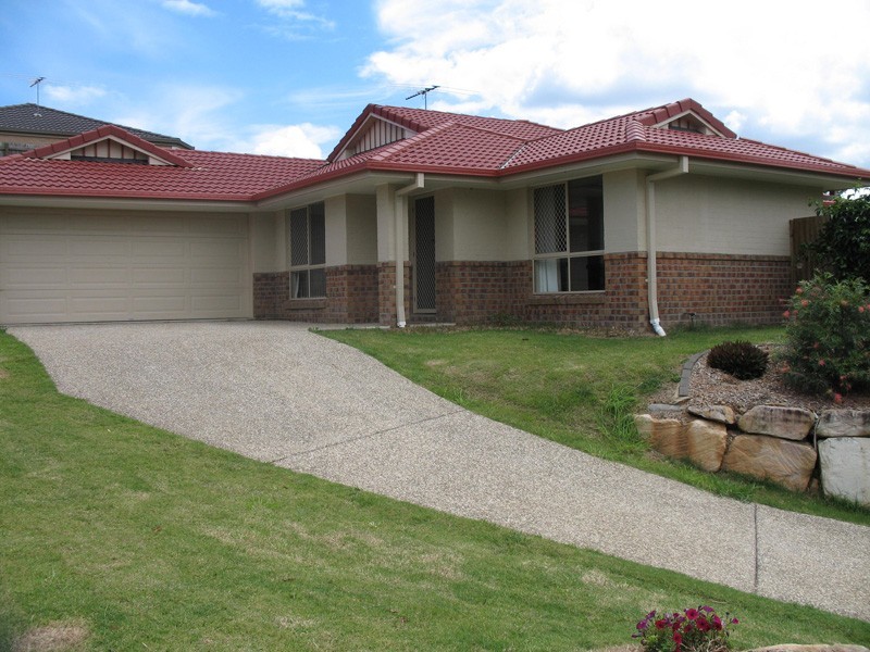 15 Tylah Court, Kallangur QLD 4503