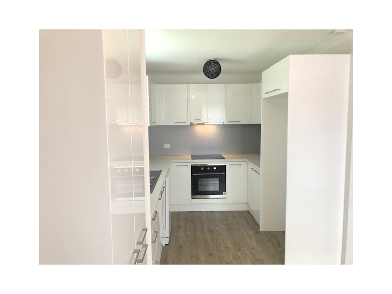 2 Warrimoo Drive, Petrie QLD 4502