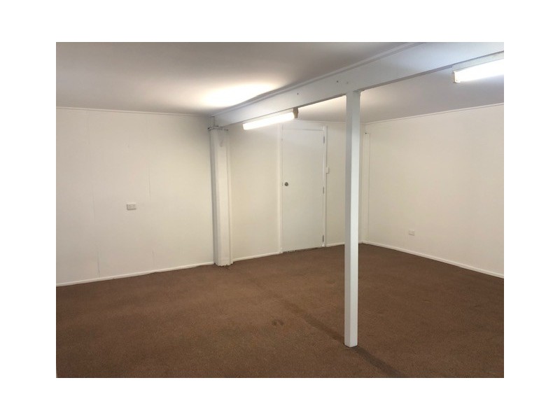 2 Warrimoo Drive, Petrie QLD 4502