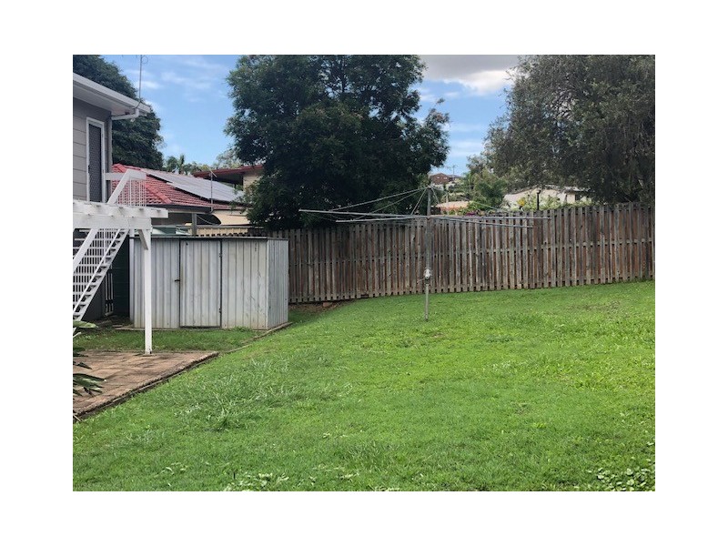 2 Warrimoo Drive, Petrie QLD 4502