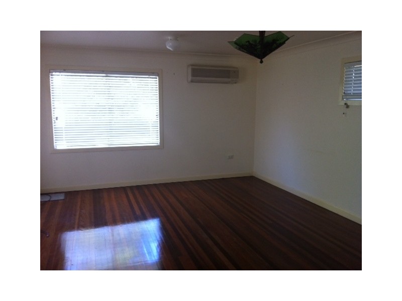 66 School Road, Kallangur QLD 4503