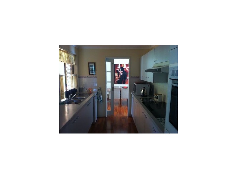 3 Fontenay Court, Petrie QLD 4502