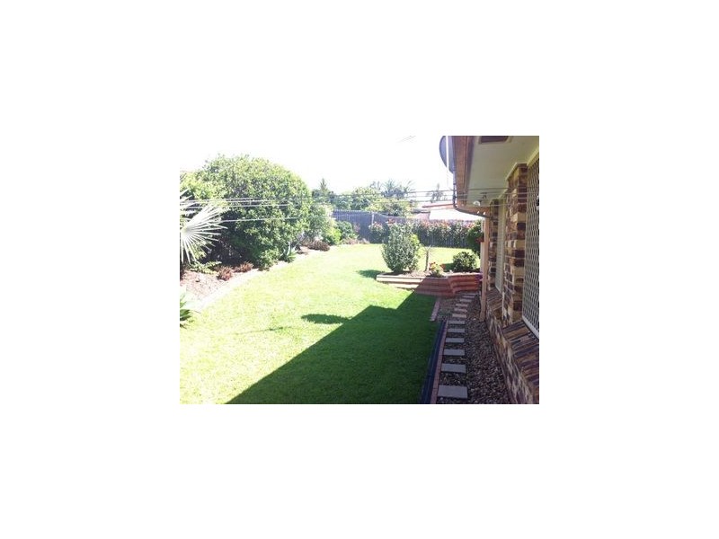 3 Fontenay Court, Petrie QLD 4502