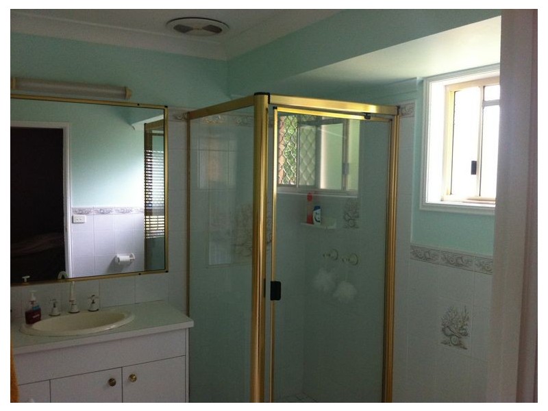 27 Piccabeen Ct, Narangba QLD 4504