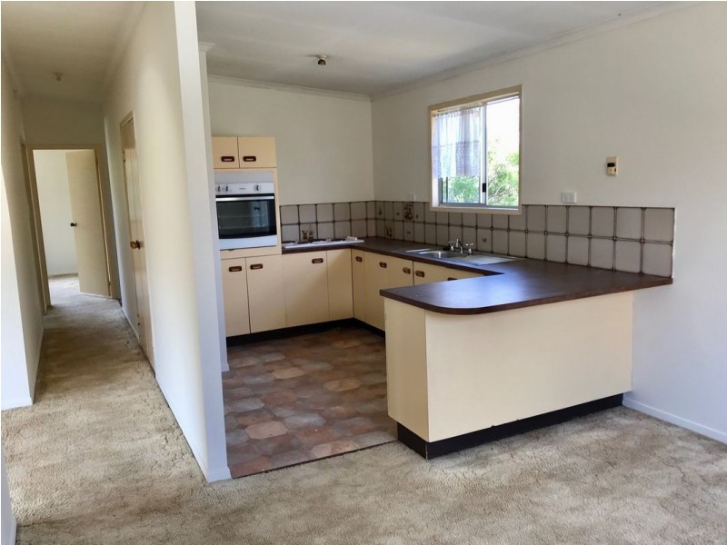 33 Dundee Drive, Morayfield QLD 4506