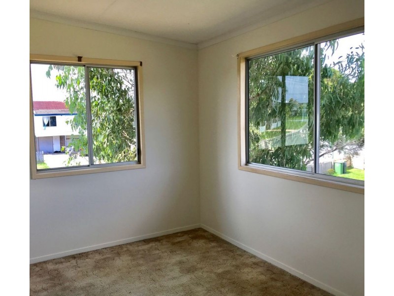 33 Dundee Drive, Morayfield QLD 4506