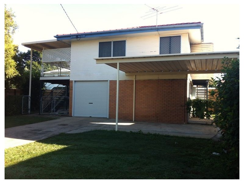 44 Samsonvale Rd, Strathpine QLD 4500