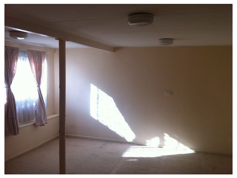 44 Samsonvale Rd, Strathpine QLD 4500