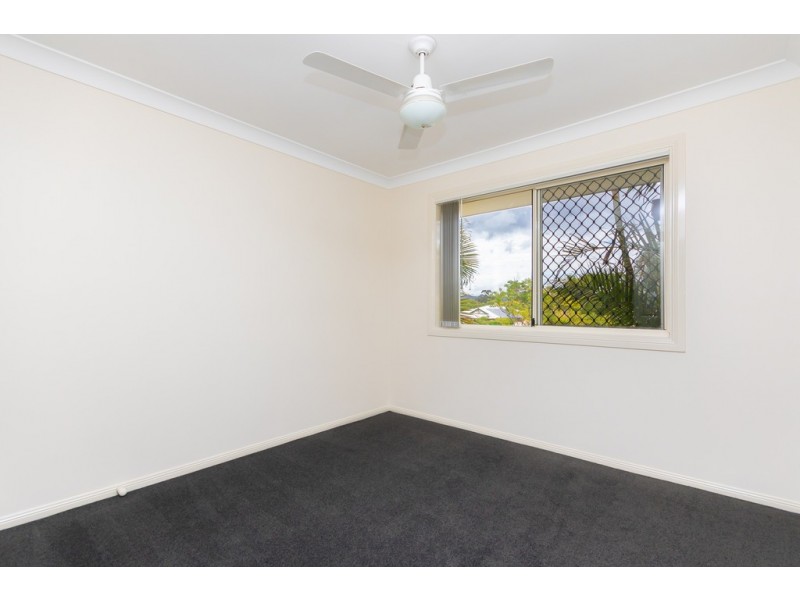 1 Camara Court, Eatons Hill QLD 4037
