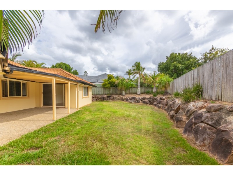 1 Camara Court, Eatons Hill QLD 4037