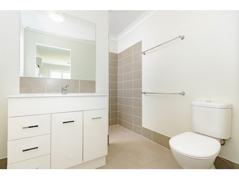 107 Samsonvale Rd, Strathpine QLD 4500