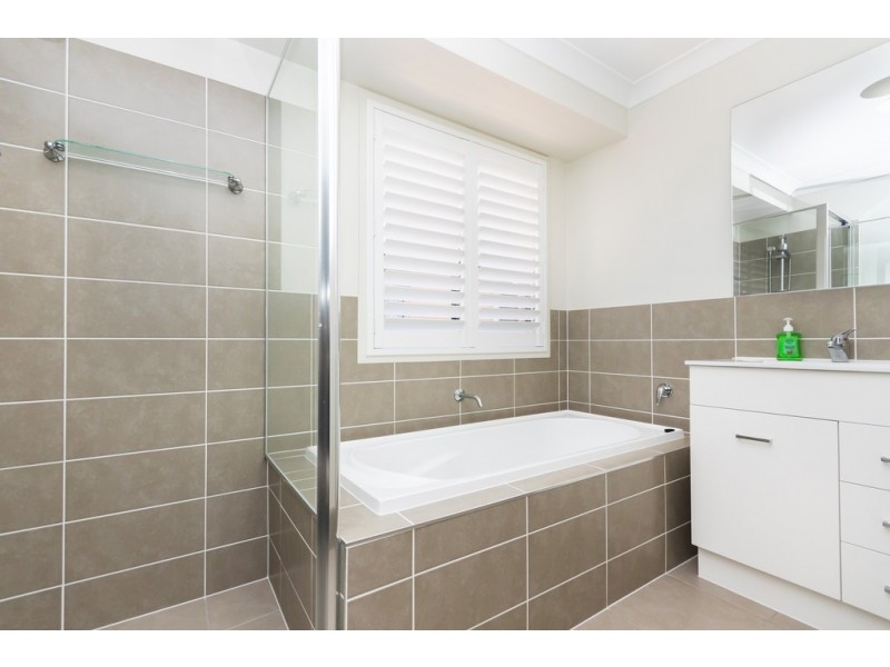 107 Samsonvale Rd, Strathpine QLD 4500